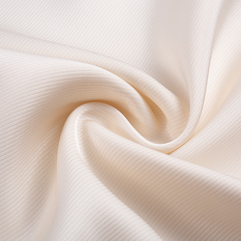 Imiteret acetat-kationisk twill-stof