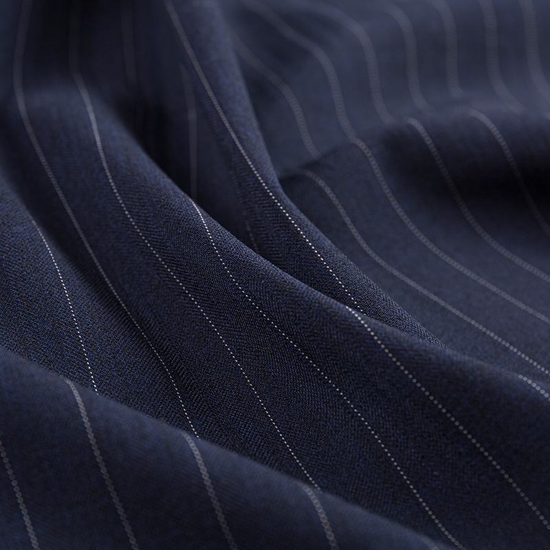 Fritid Silke Rayon smalstribet stof